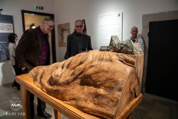 „Boldog vagyok, hogy itt kapott otthont!” AJándék a művésztől